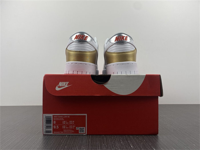 NK Dunk Low Heirloom DH4403-700