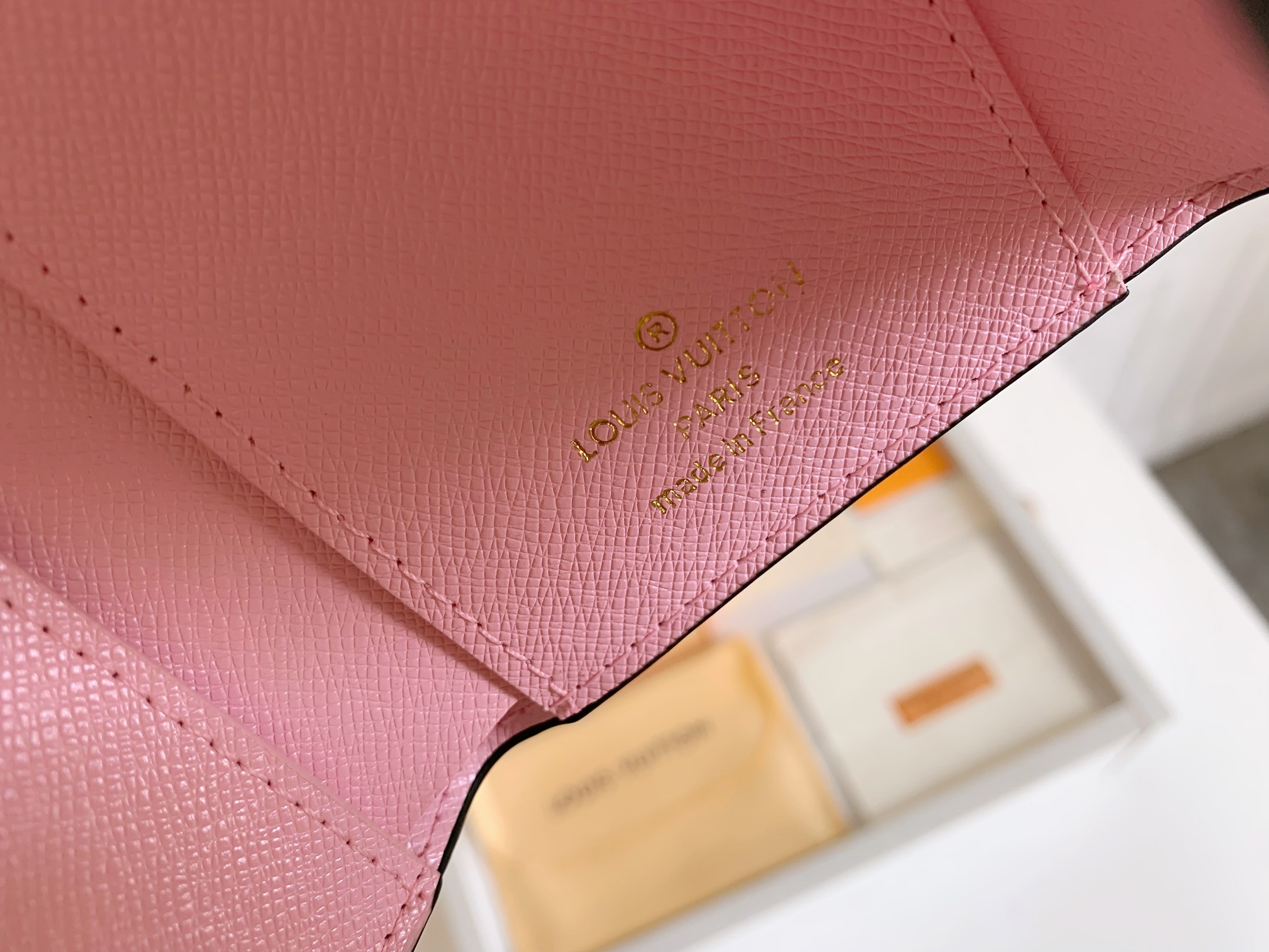 2 colors wallet 4.7″x3.7″x0.6″ BB-918000248