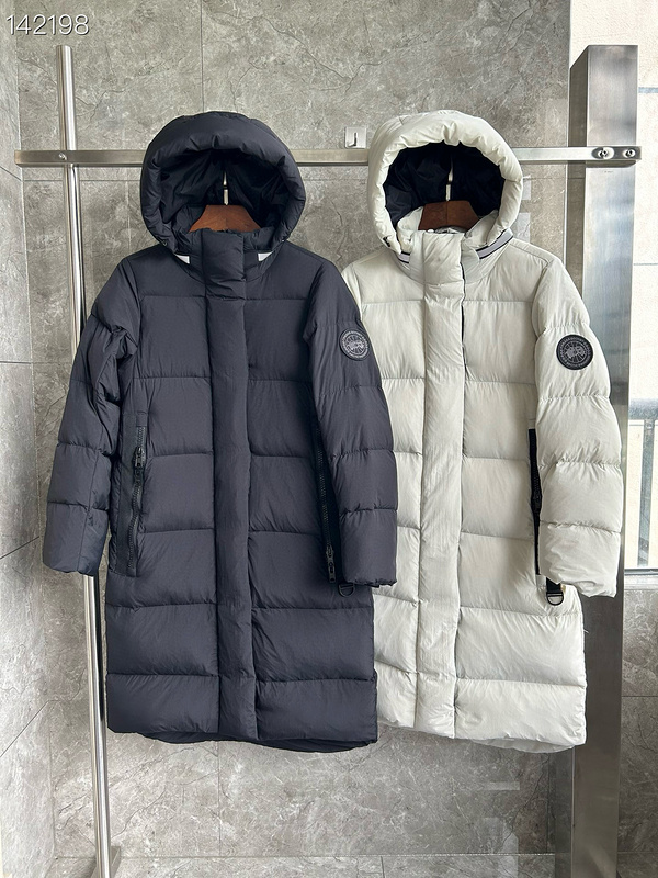 Canada G Long down jacket（ Women's style）