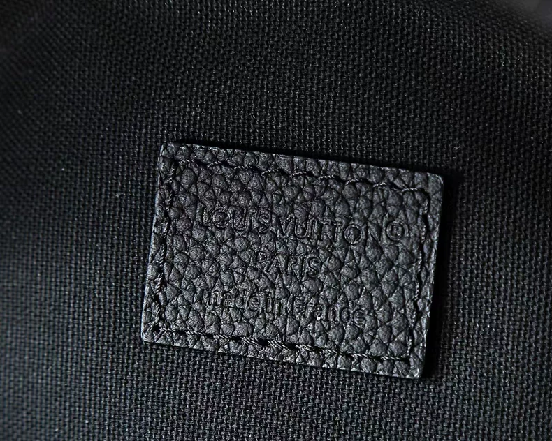 LOUIS VUITTON M26763 Rush Bumbag