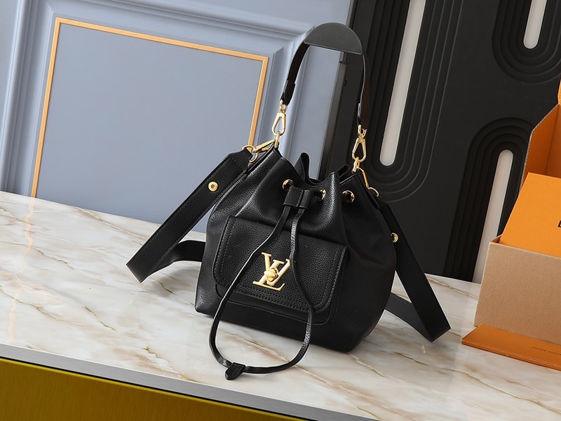 4Colors Leather 9.1″x9.1″x6.3″ Bucket bag with Adjustable Strap BB-921500