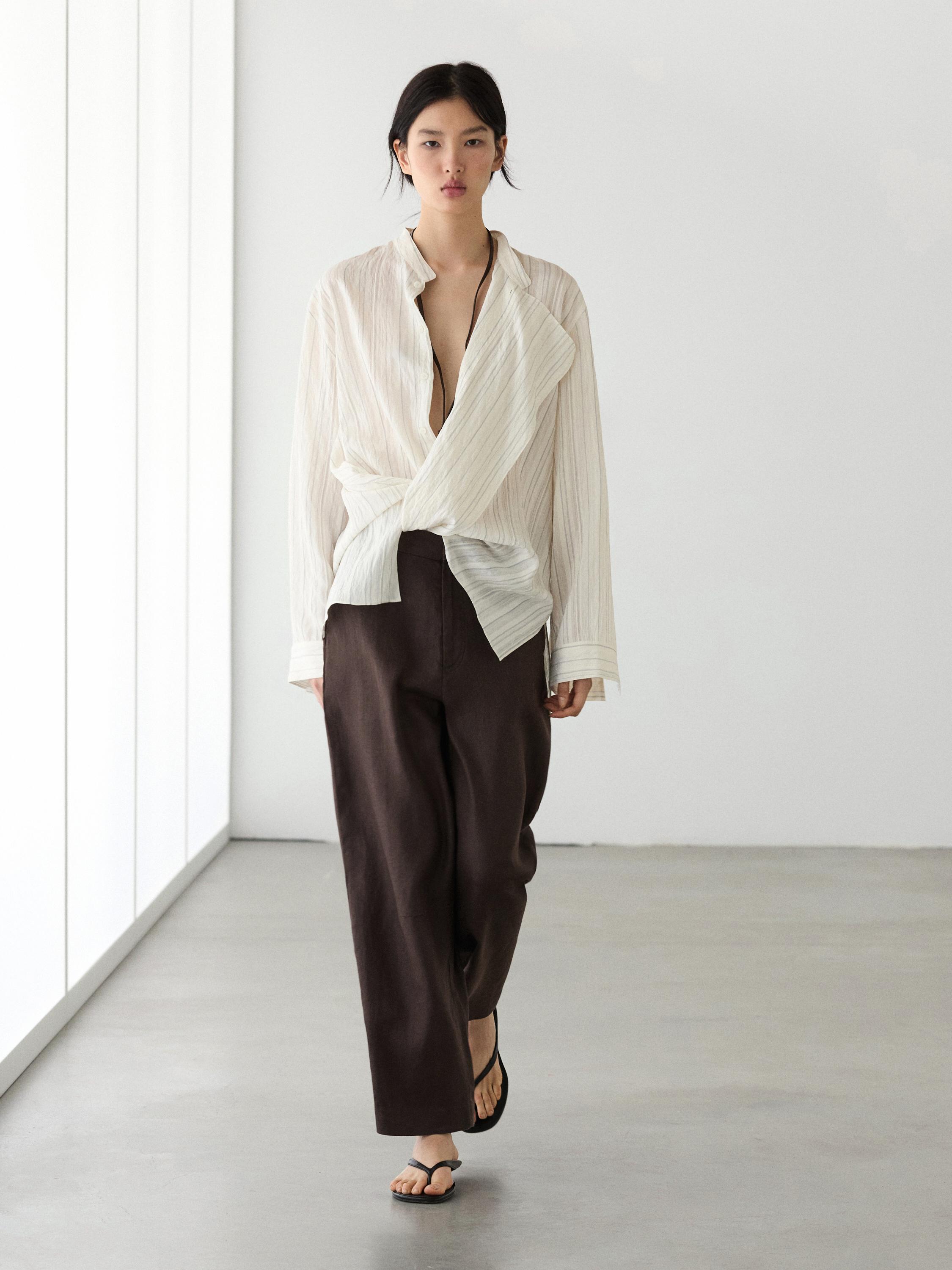 Pantalón carrot fit lino
