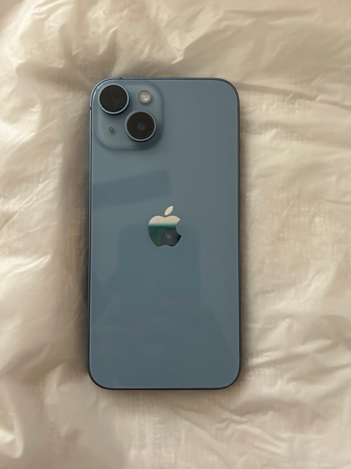 Apple iPhone 14 128 GB in Blue 7Q75