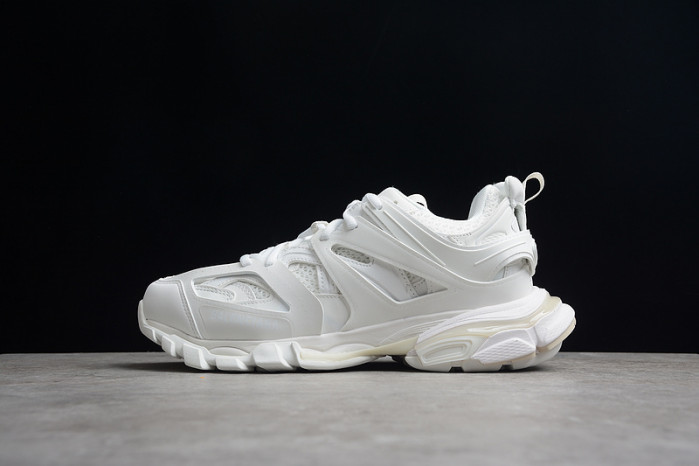 BLCG track white