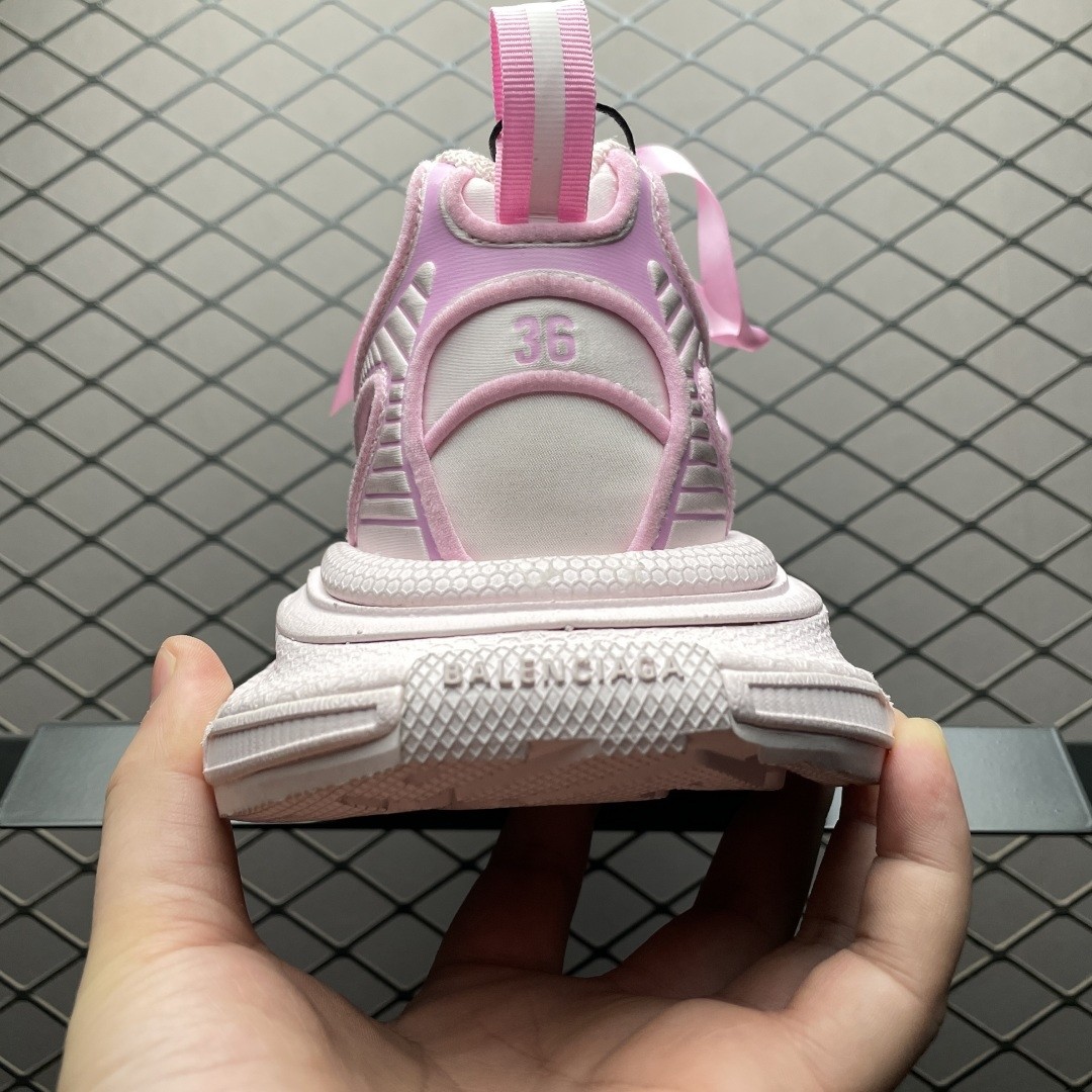 BLCG 3XL Satin Bows Sneakers