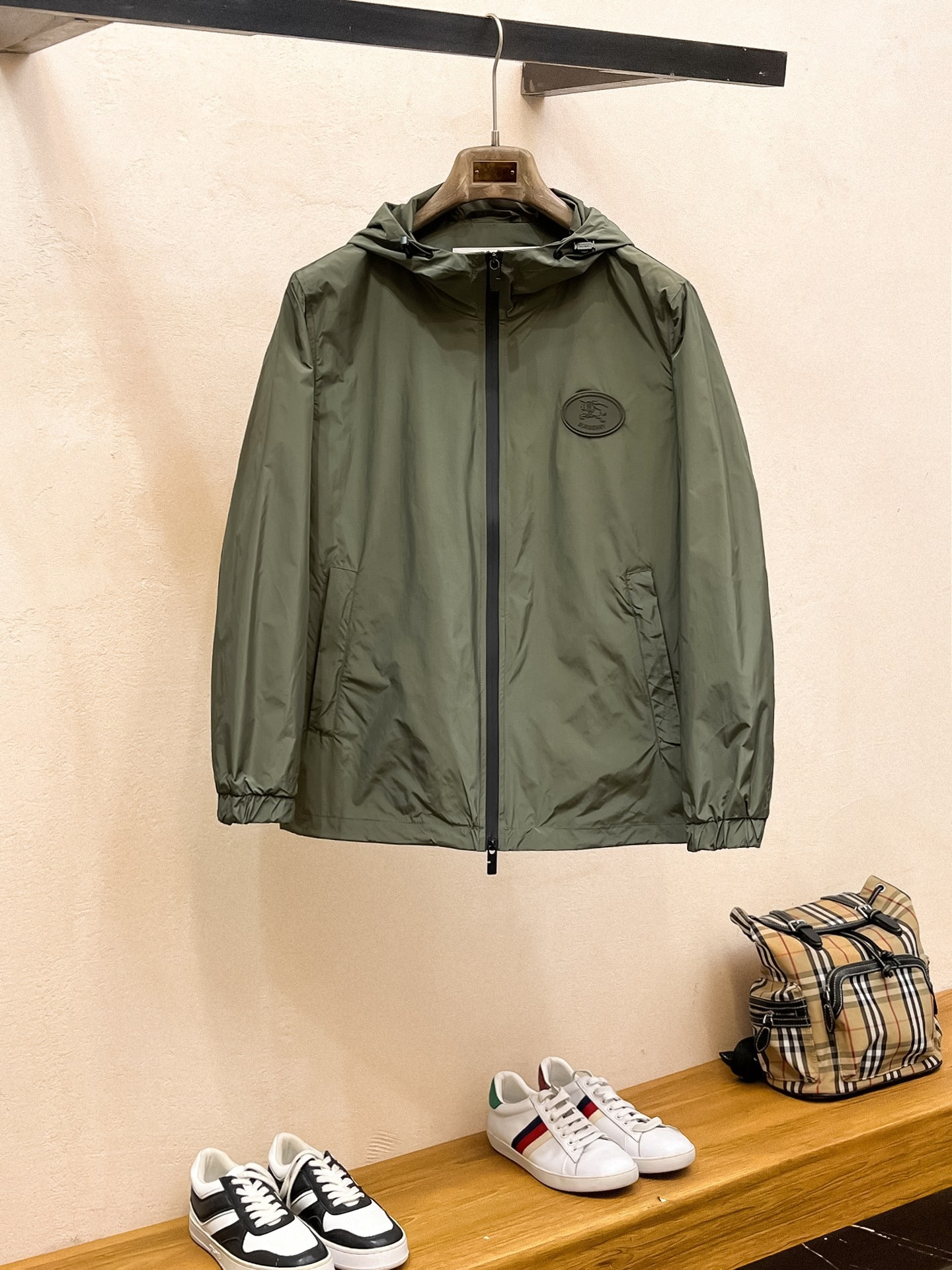 B B R Jackets