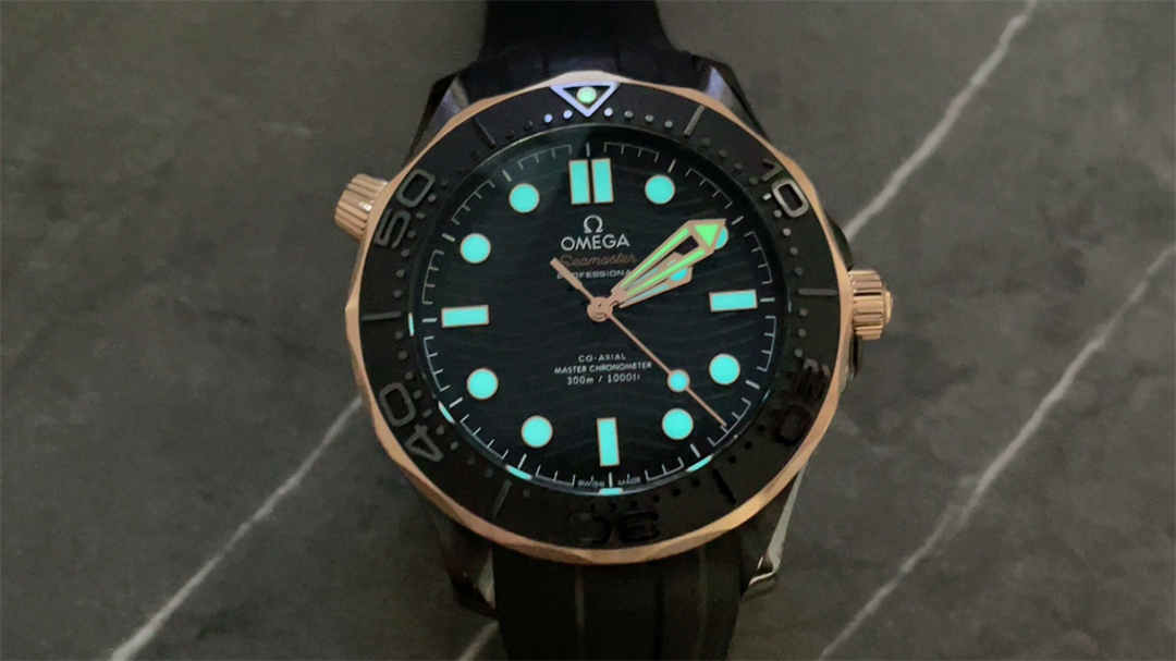 VSF Seamaster 300M Black & Rose Gold Replica – 43.5mm Diver Watch with Black Dial