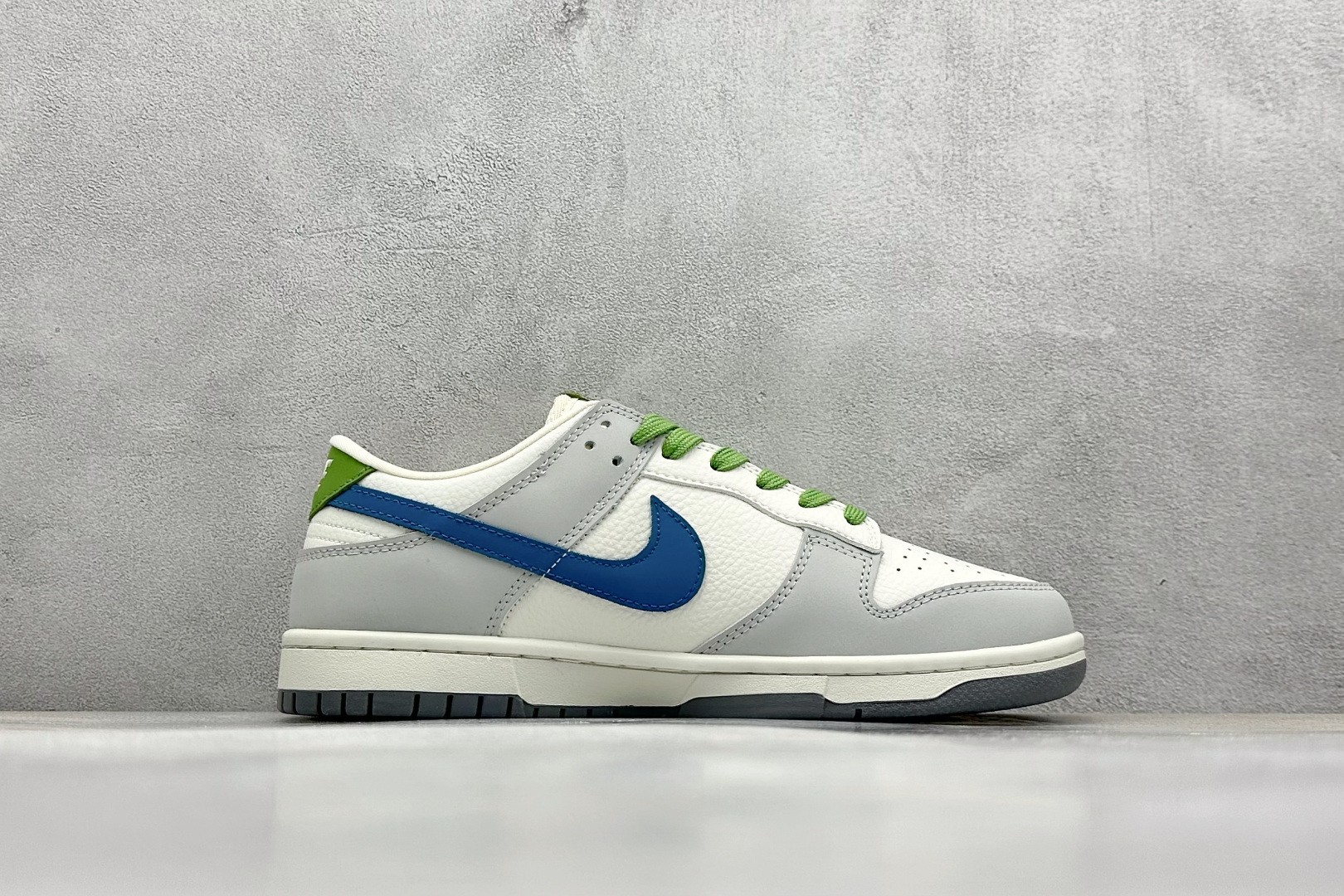 NK SB Dunk Low x GUC XY2026 154