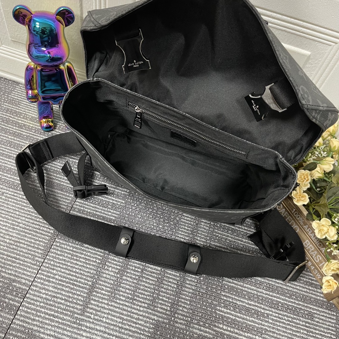 Black Woman’s Handbag 12.6″x10.2″x3.1″ BB-9180001000331
