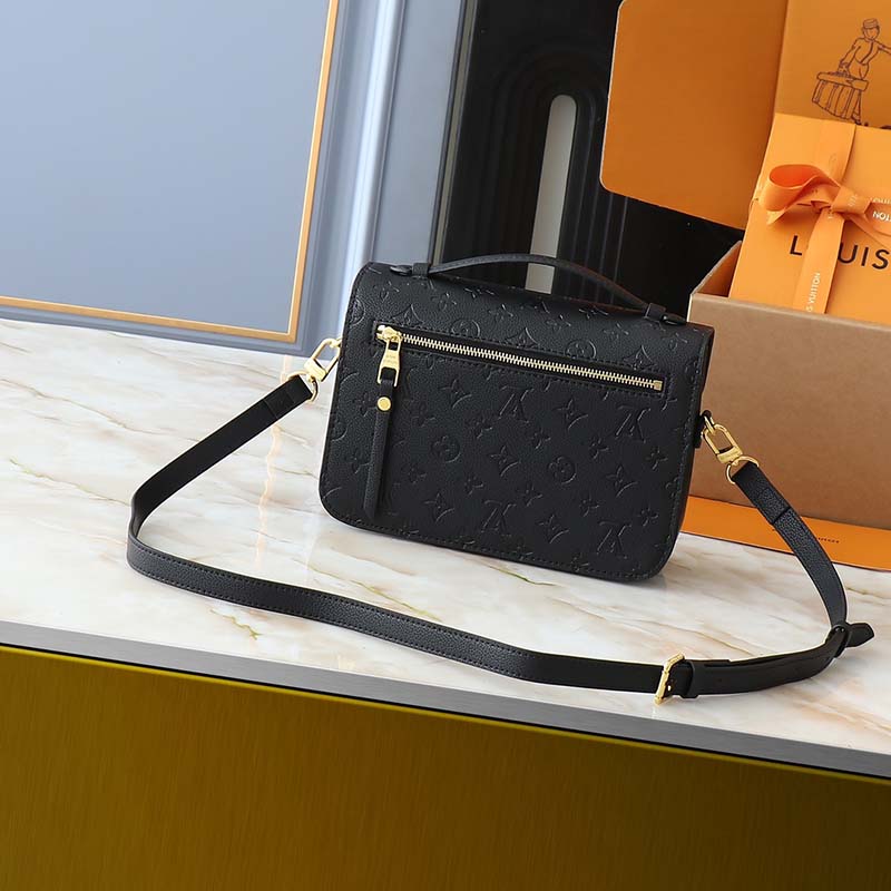 New Size 9.8″x7.5″x2.8″ Leather Messenger bag with Adjustable strap BB-928095