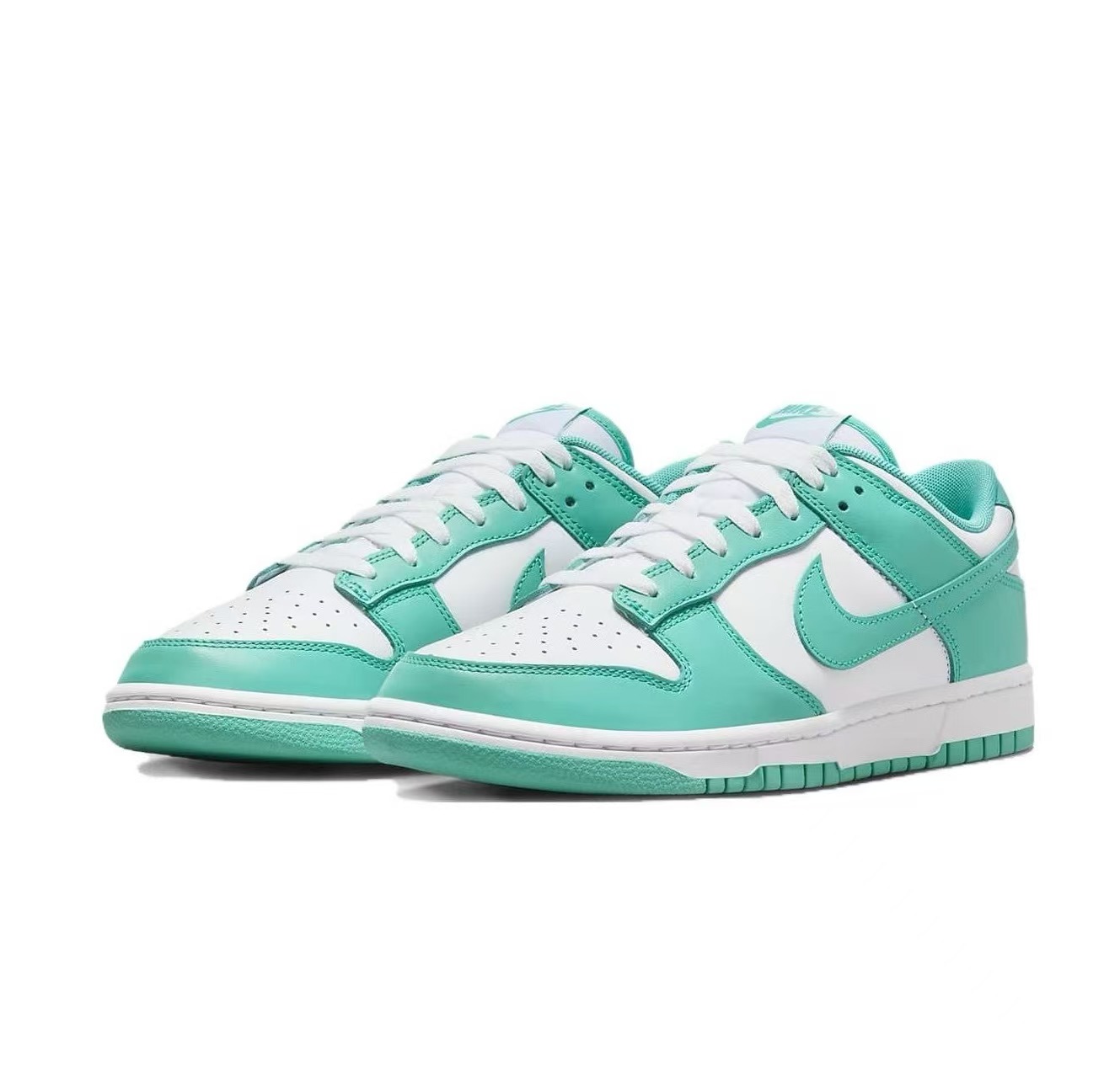 NK SB Dunk Low Clear Jade