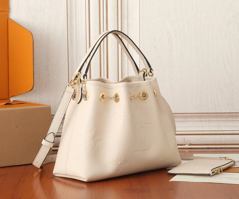 LOUIS VUITTON M25452 LV Bundle