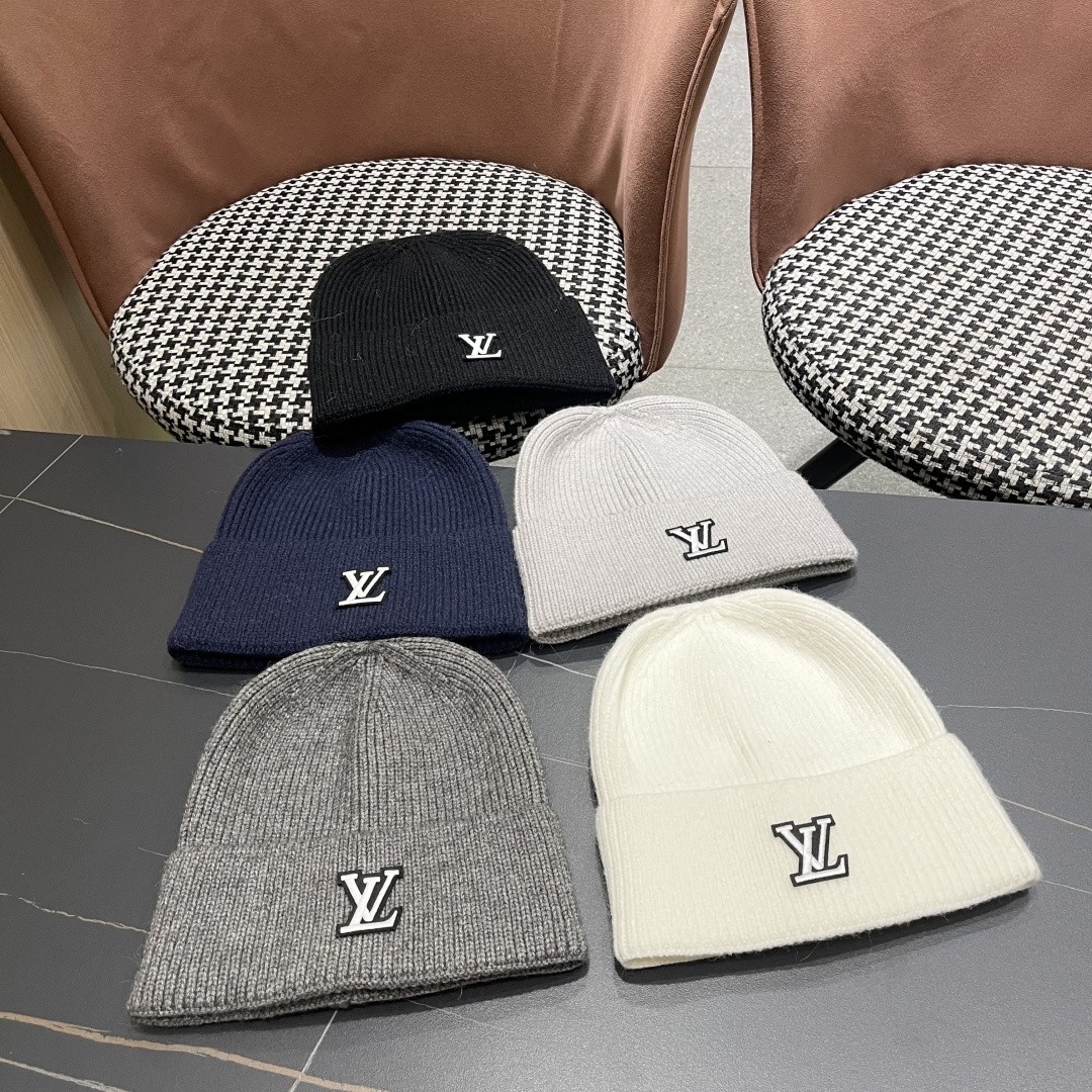 LV Beanies（Multiple colors）
