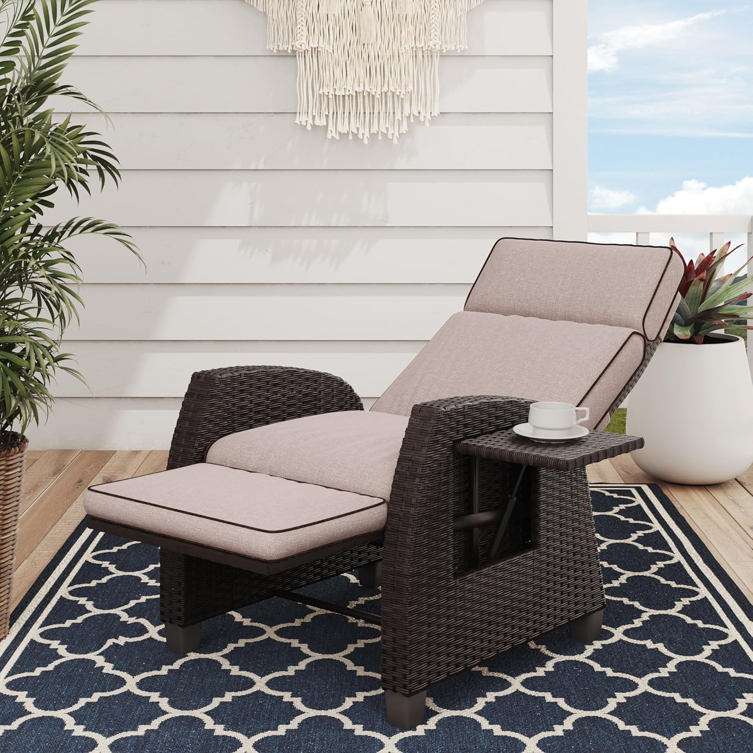 💥Factory direct sales🎁Outdoor Waterproof Recliner with Adjustable Backrest (with Flip Table and Cushion)