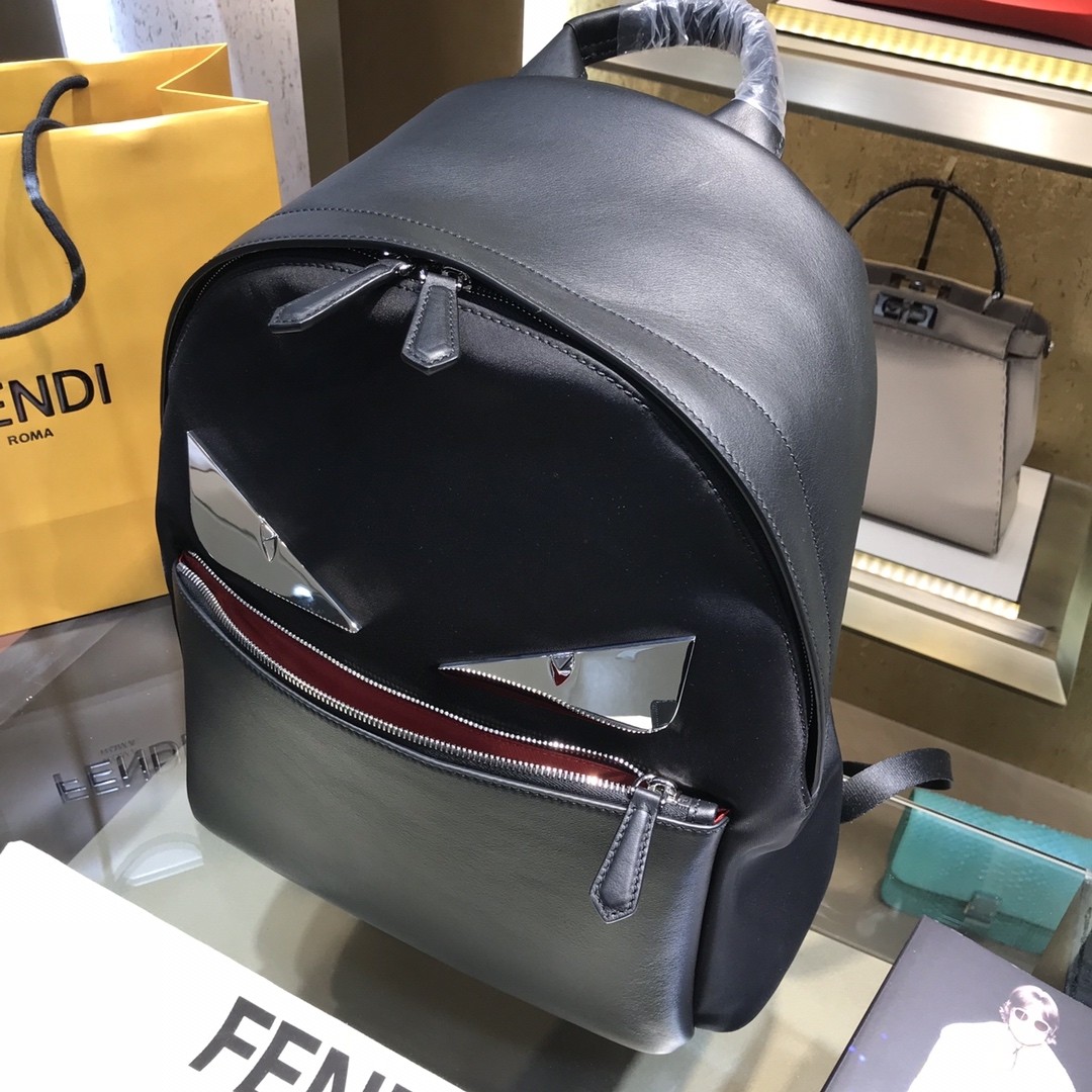 FD Backpack Size:33x38x16cm
