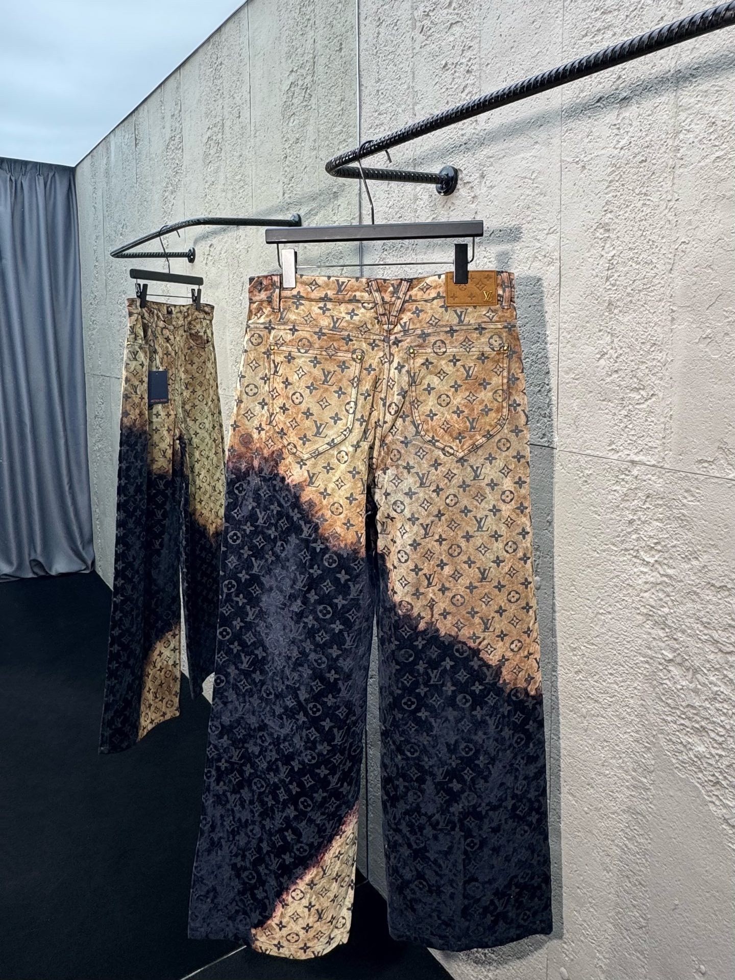 LV Jeans