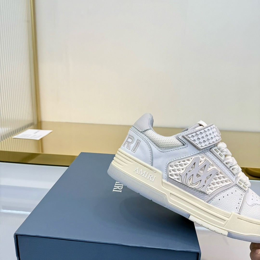 AMRI Sneakers