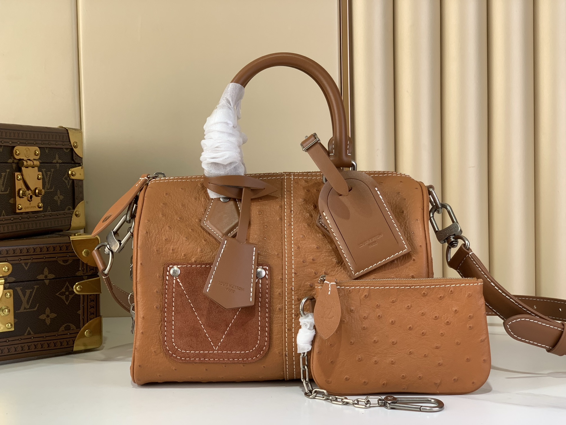 LOUIS VUITTON Speedy Bandoulière 25 Monogram Leather Handbag
