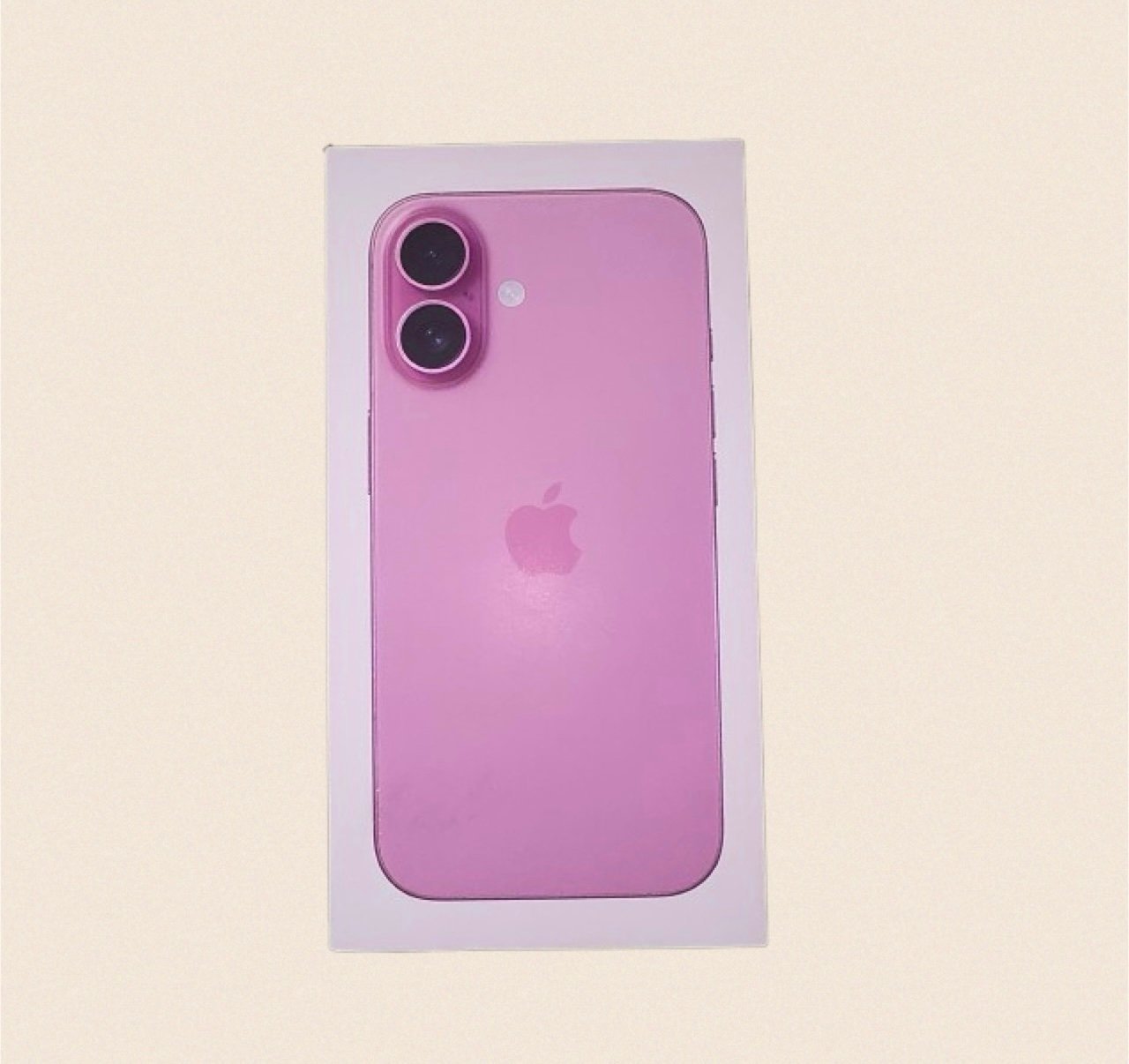iPhone 16 7P29