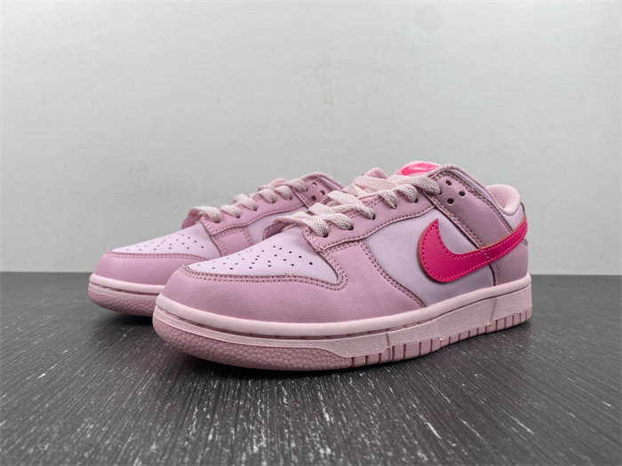 NK Dunk Low Triple Pink DH9765-600