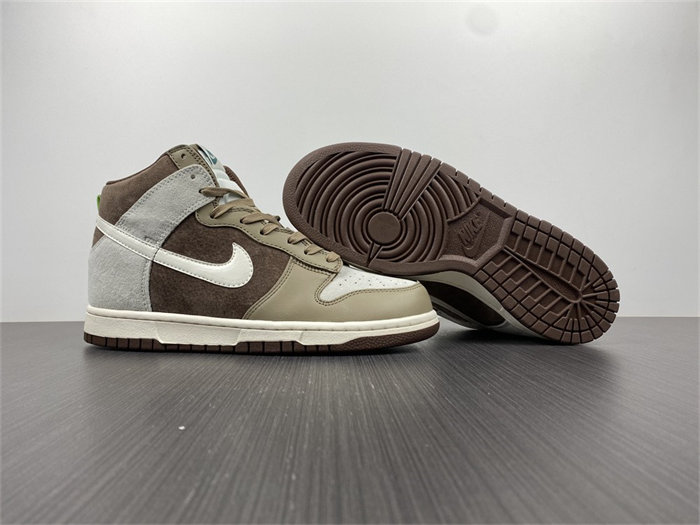NK Dunk High Light Chocolate DH5348-100