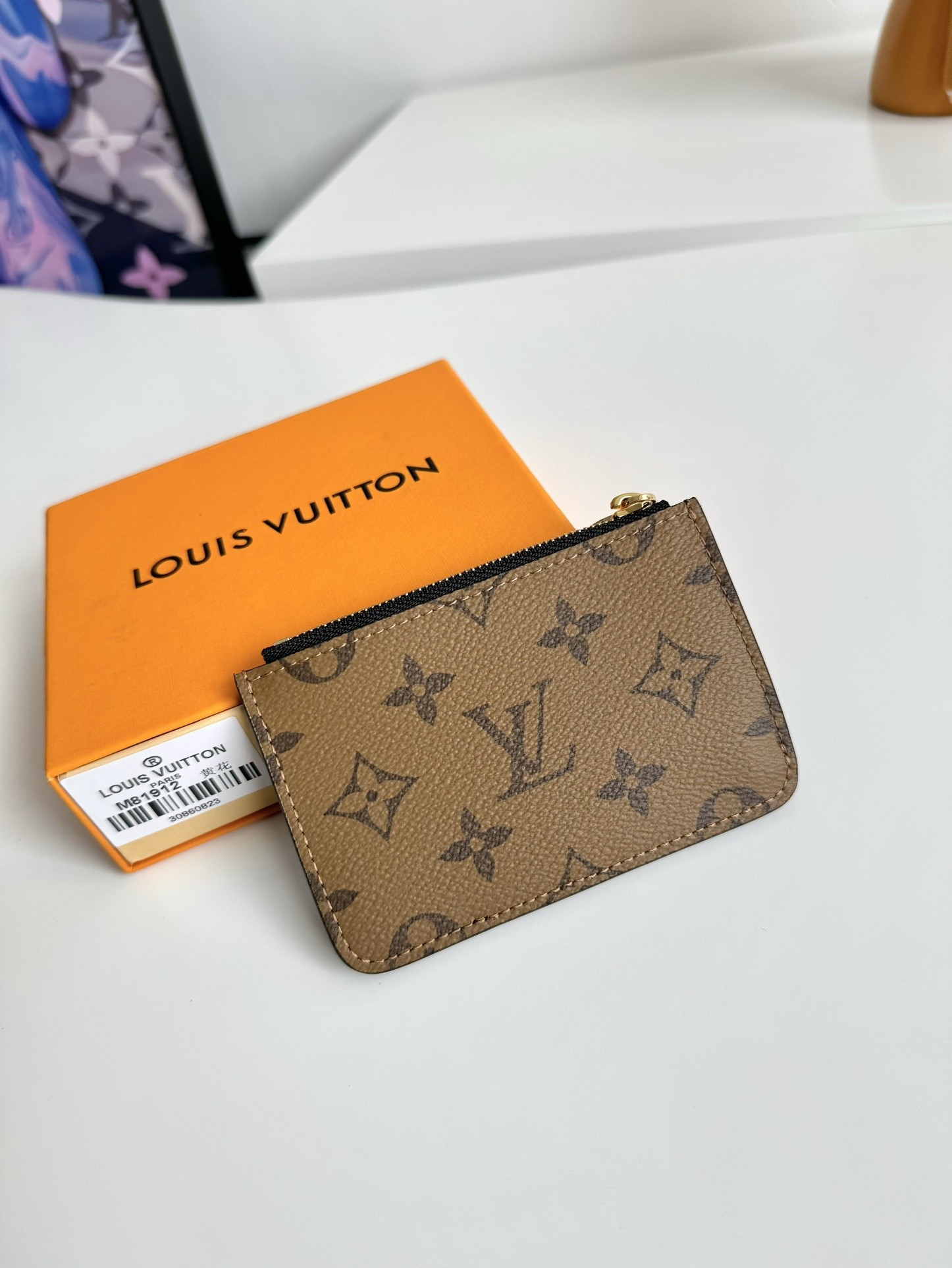 LV CARD HOLDER 12x8x0.8cm