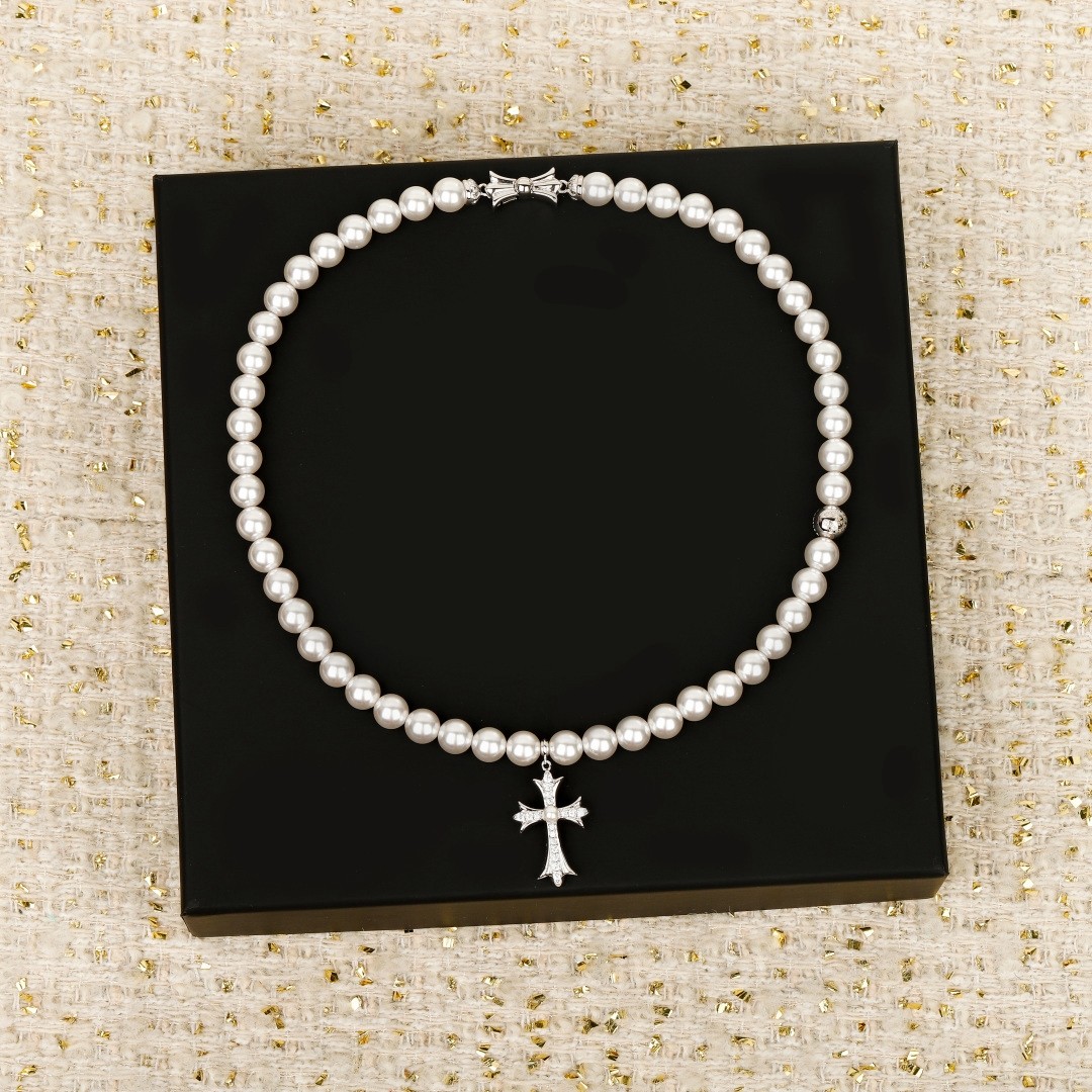 Chrome H Necklace