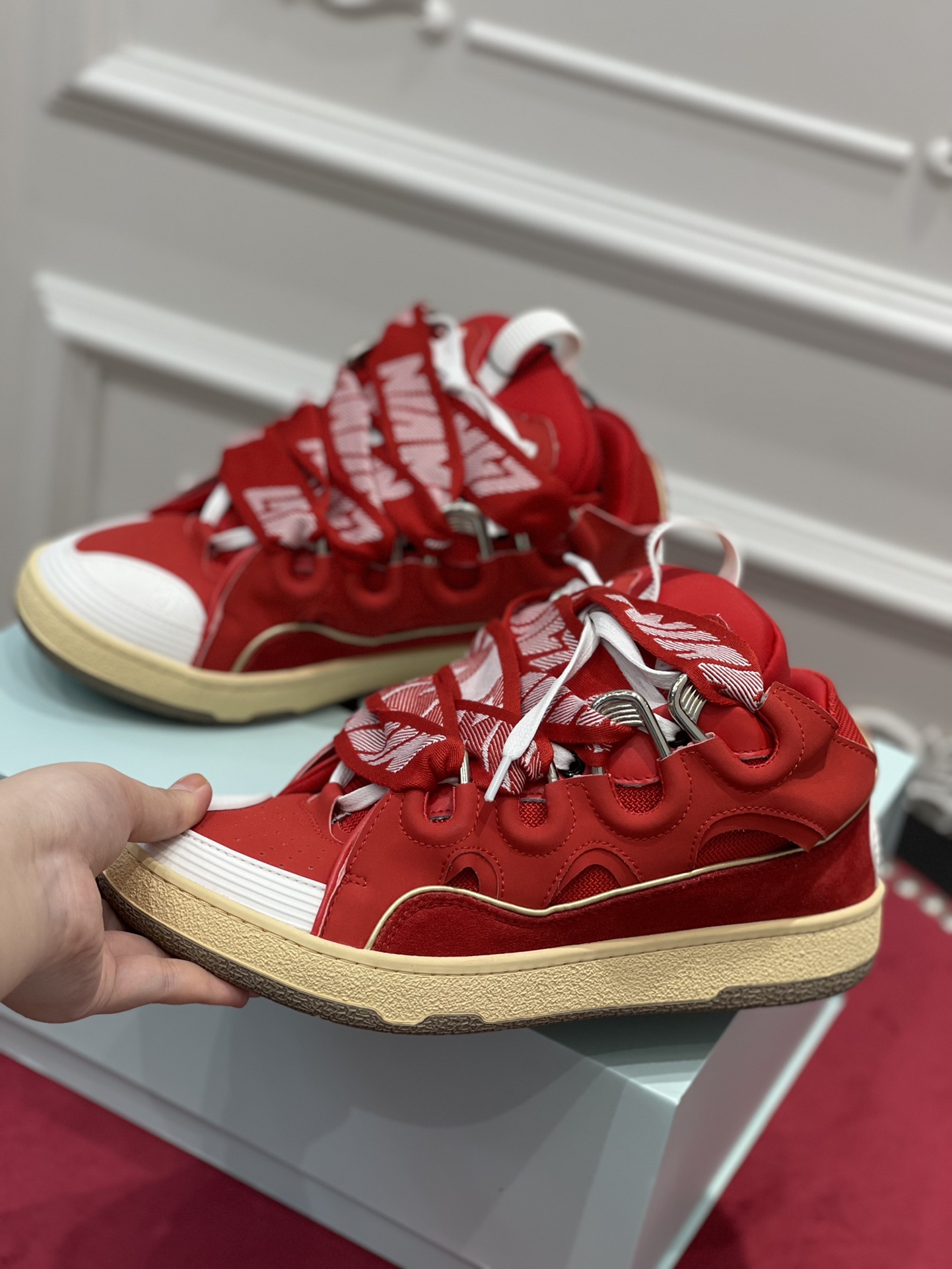 LAN Curb Sneaker..