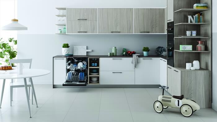 INDESIT - Lavastoviglie I3B L634 X Classe D 14 coperti