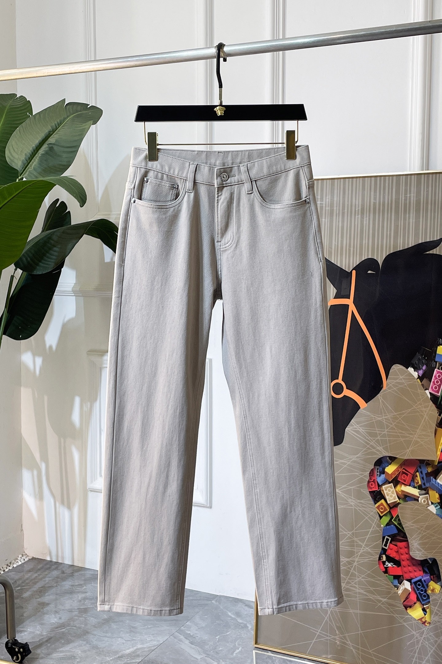 DR Jeans