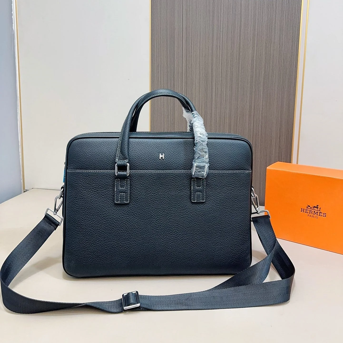 Hermes Men's Briefcase Handbag (Free Shipping)