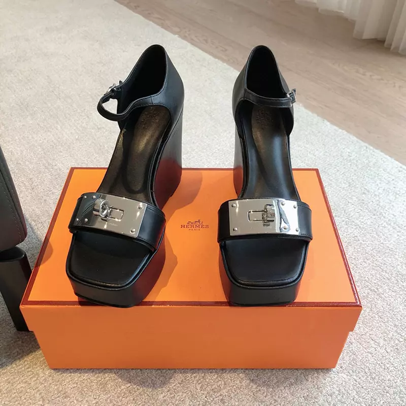 Classical High Quality Real Leather heels Sandals LX-872303