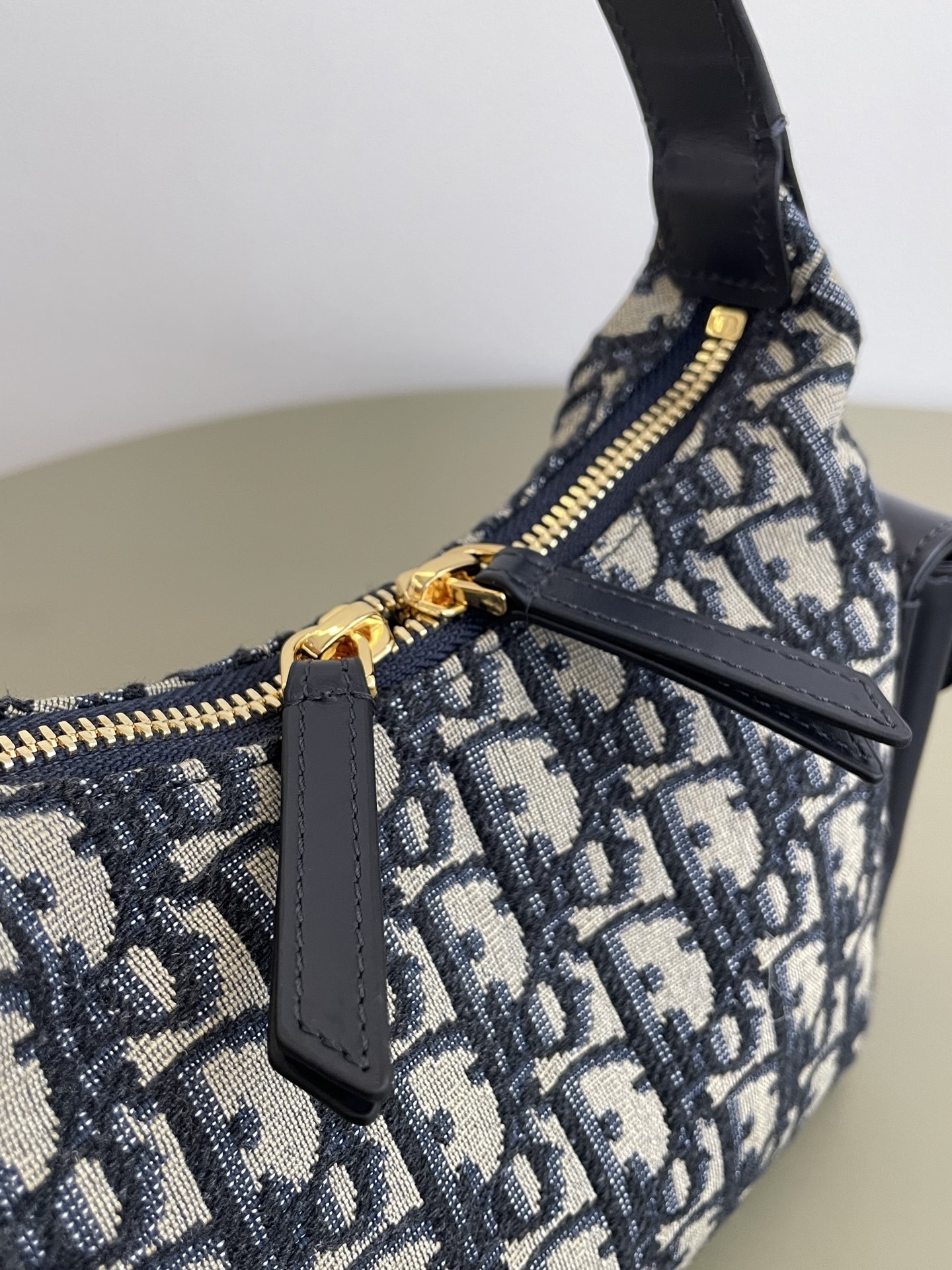 DR Handbag 18x17x9cm