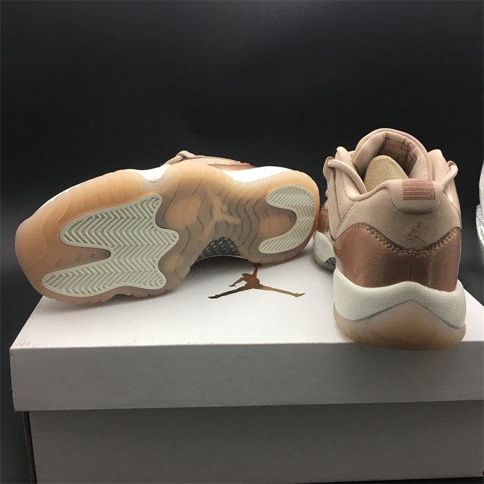 JRD 11 Retro Low Rose Gold AH7860-105