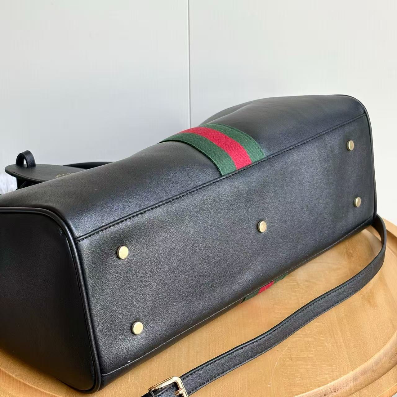 Black leather handbag 15.2″ × 8.9″ × 5.1″