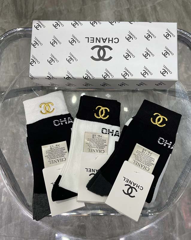 Set of 3 Pairs of Cotton Anti-bacterial Crew Socks WZ-92400055