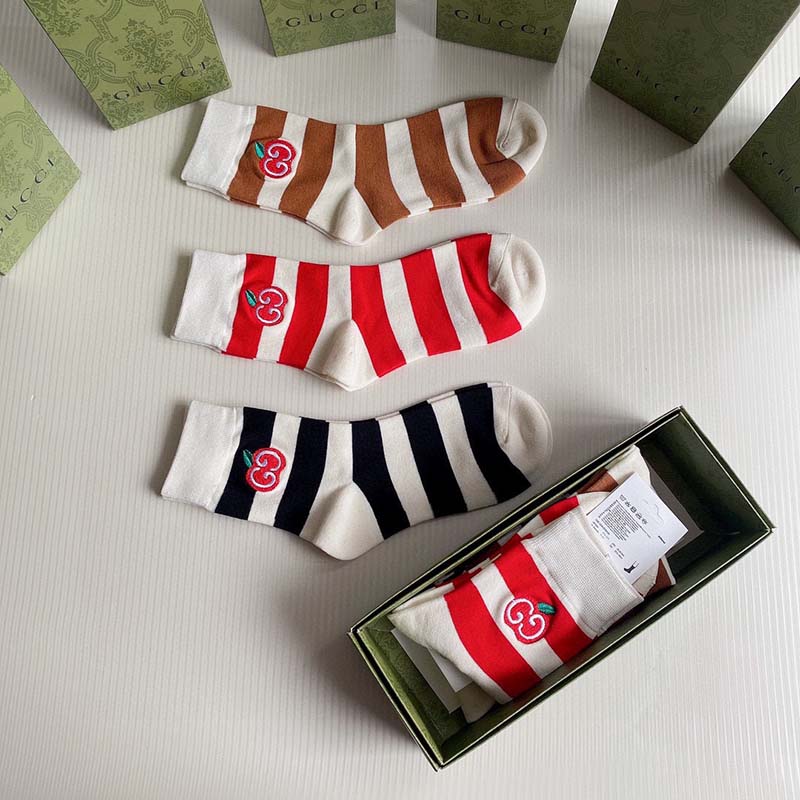 Set of 3 Pairs of Cotton Anti-bacterial Crew Socks WZ-924000161