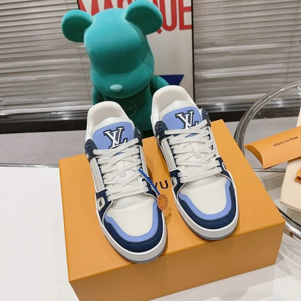 LV  Trainer