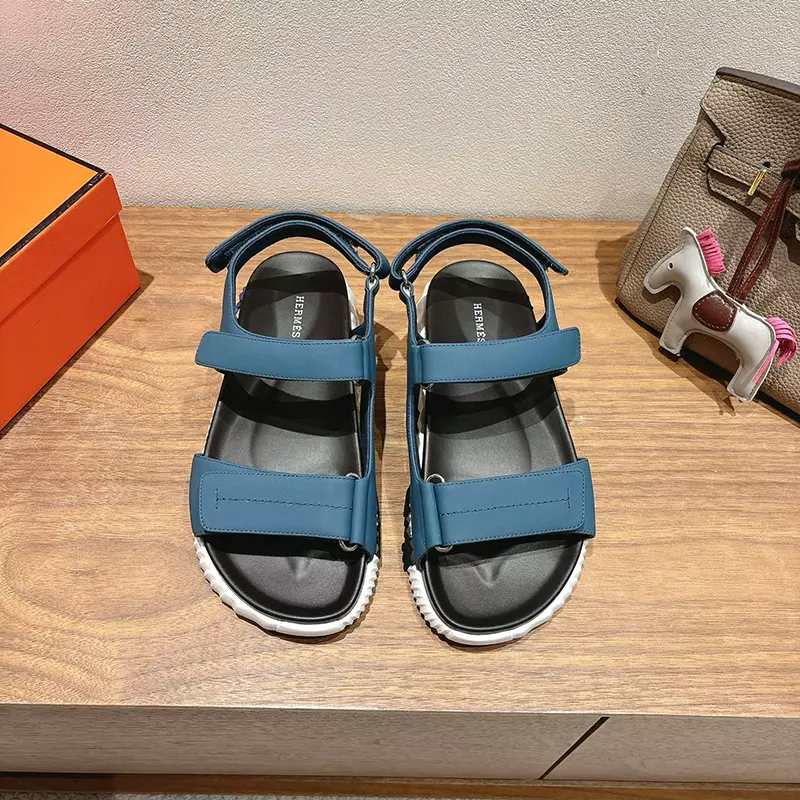 Fashion High Quality Sandals LX-872328