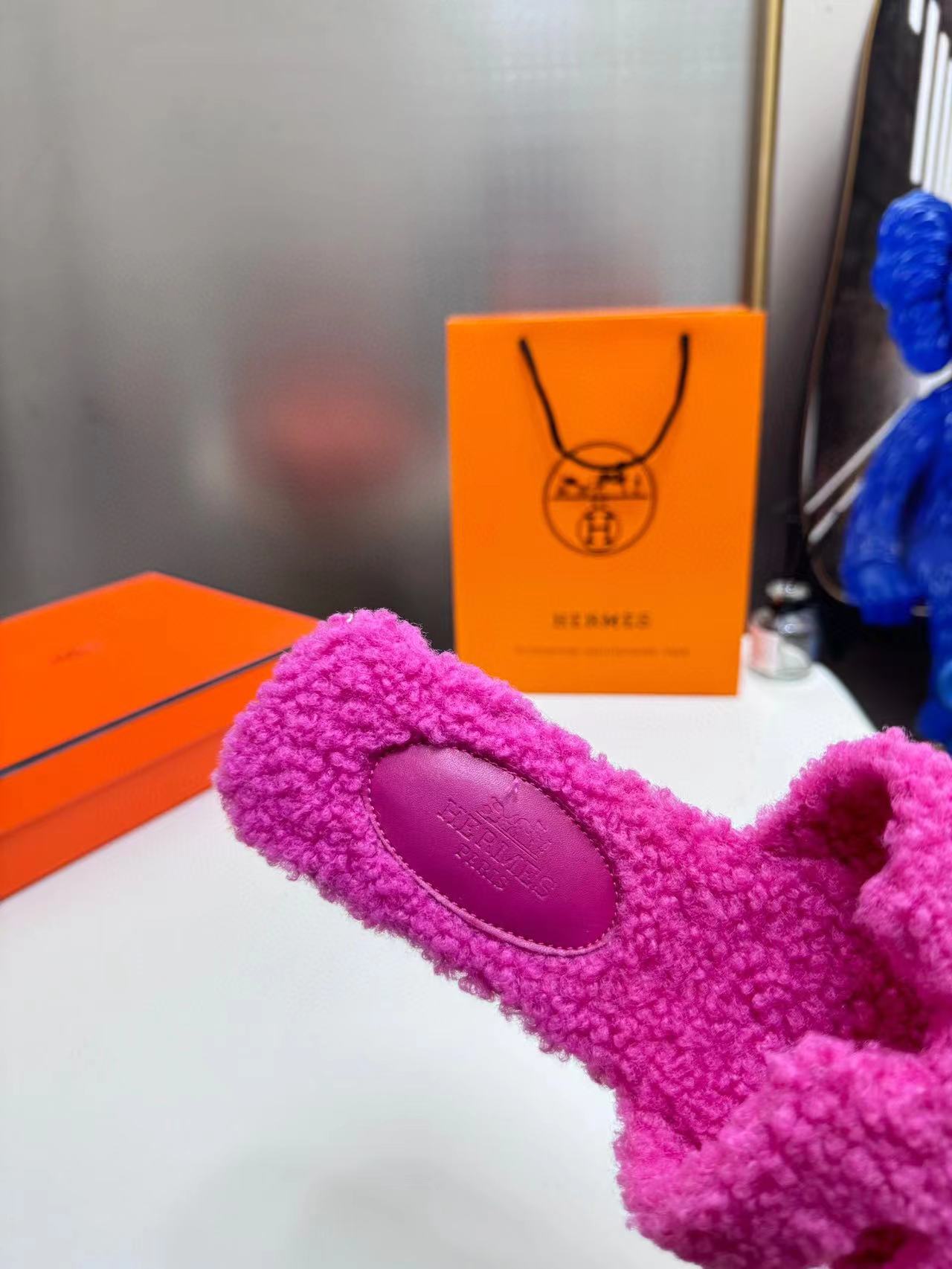 Classic Cashmere Slipper LX-872154