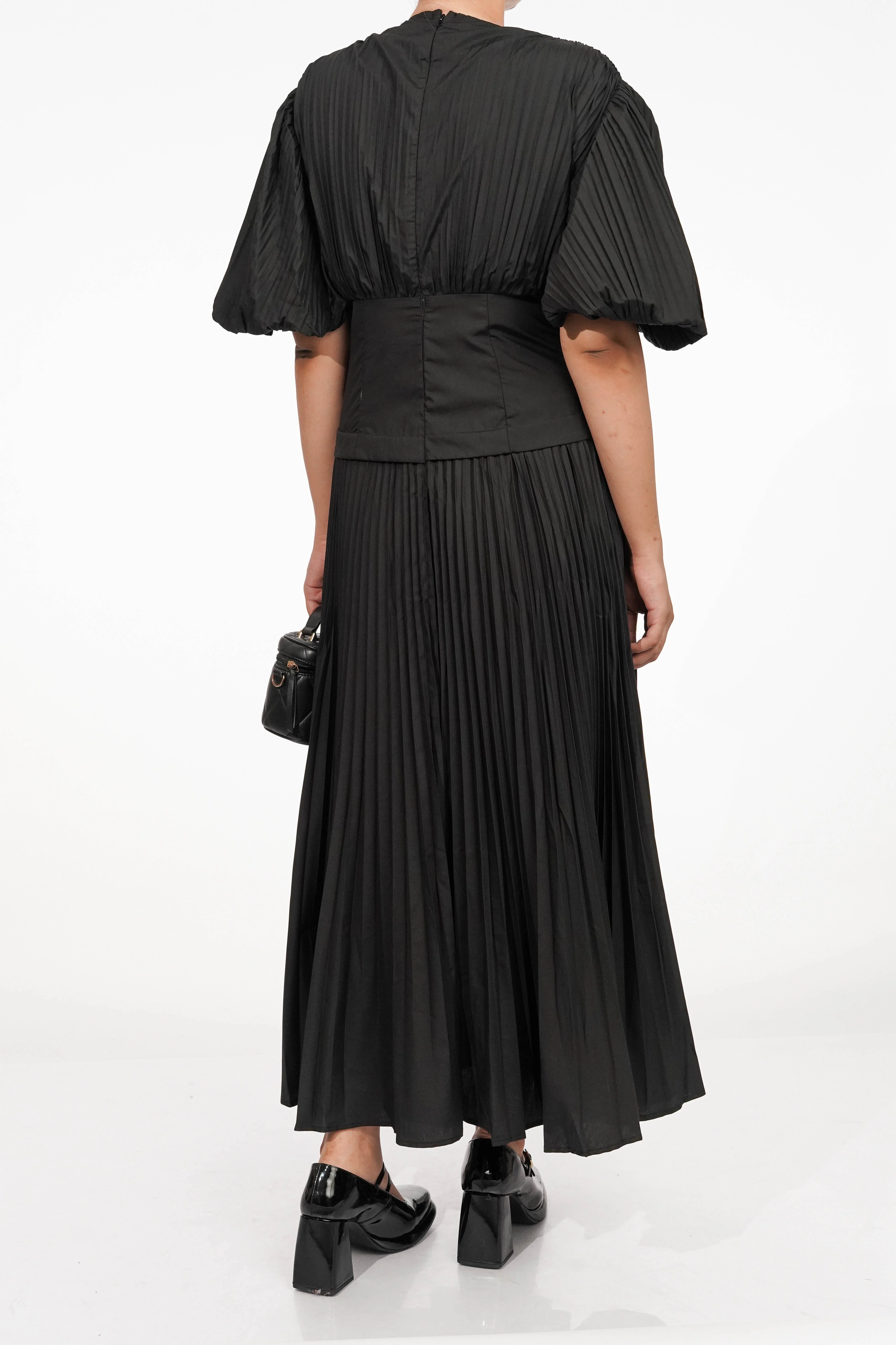 Black Pleated Tie-up Dress
