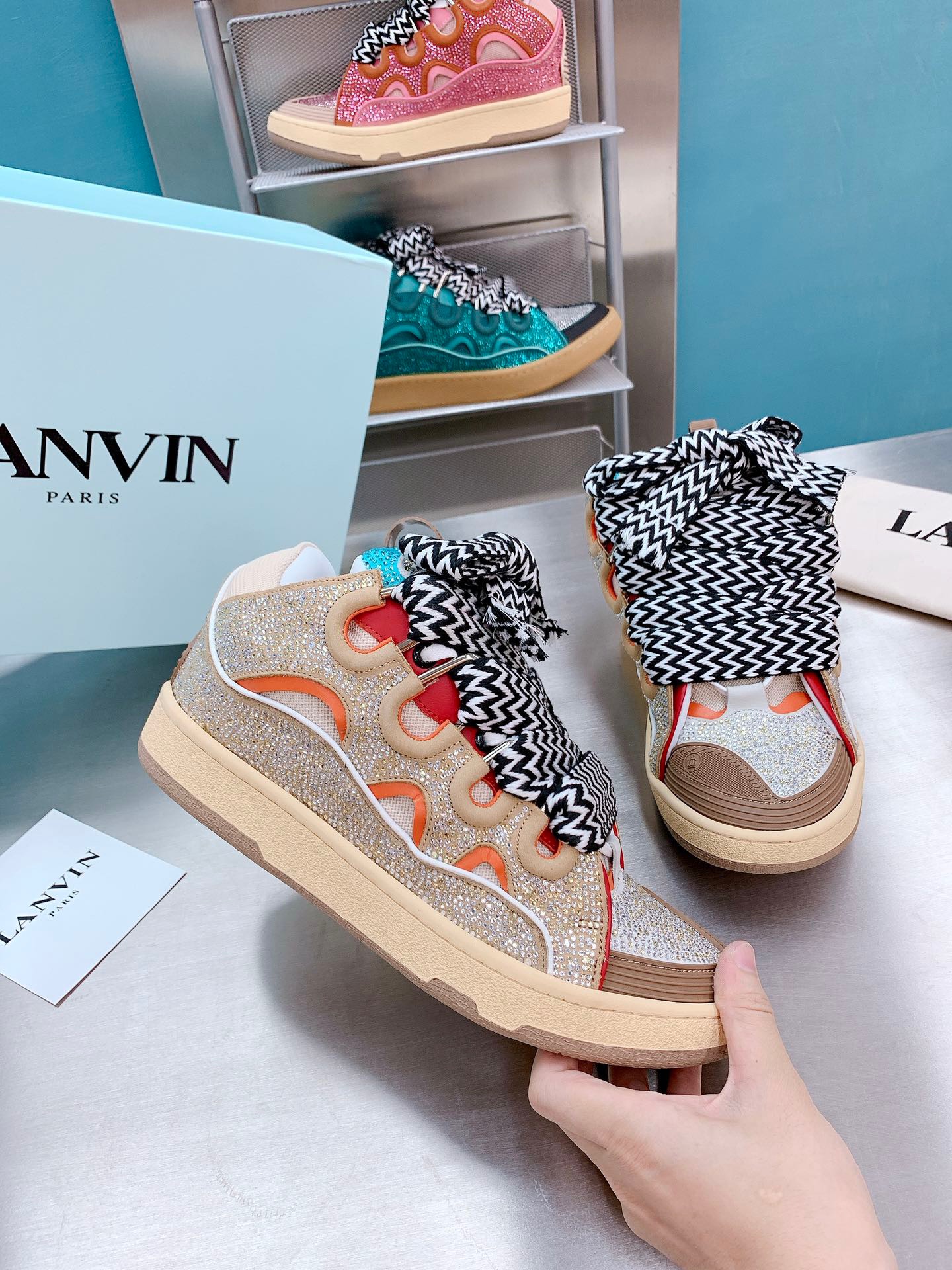 LAN Curb Sneaker 26