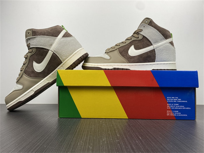 NK Dunk High Light Chocolate DH5348-100