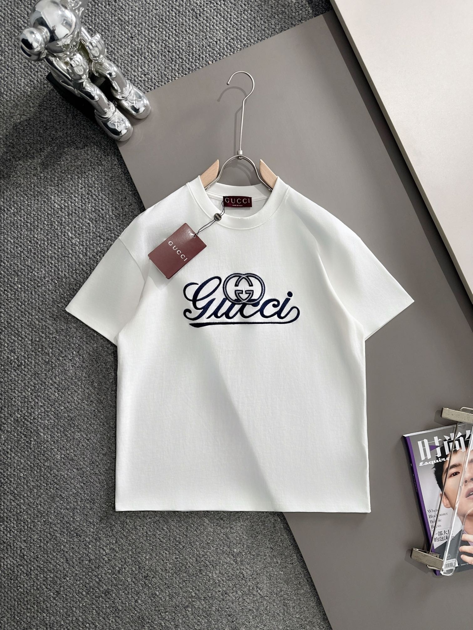 GUC T-SHIRT