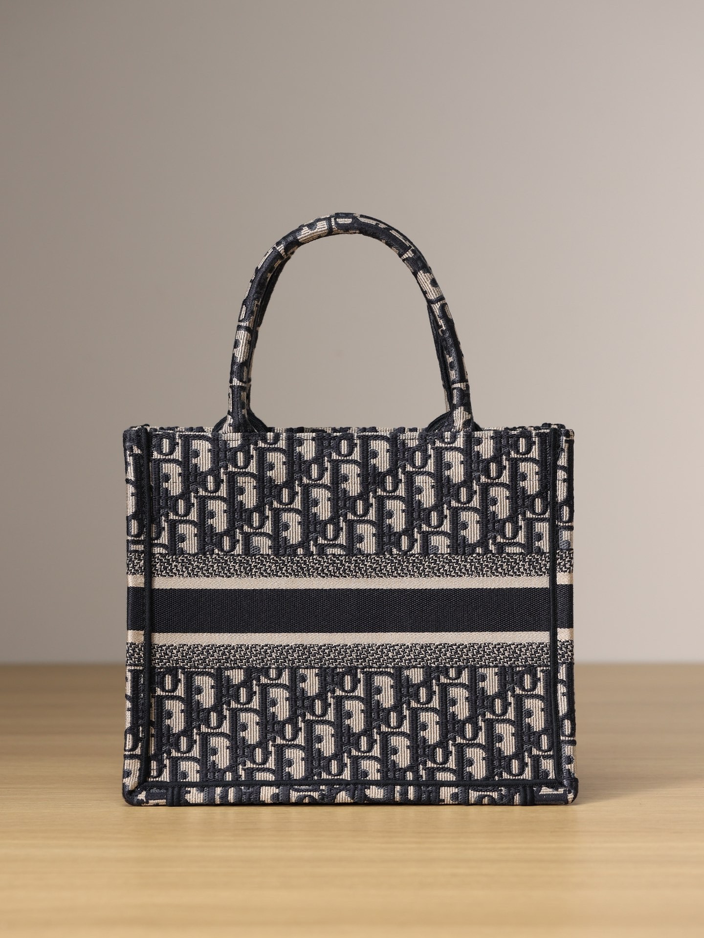 DR BOOK Tote 26.5x21x14cm