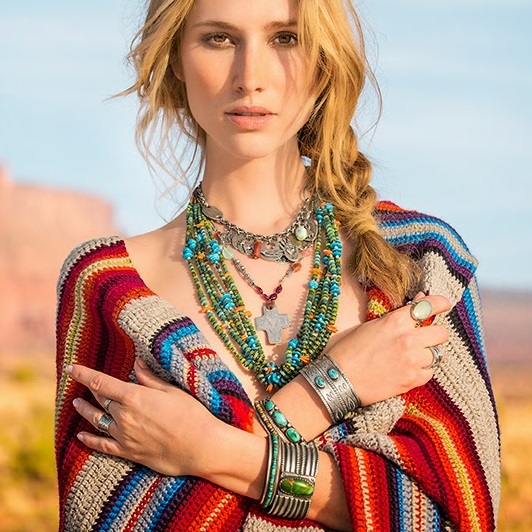 The Ultimate Guide to Artisan Jewelry — Why Handmade Pieces Shine Above Mass-Produced Accessories