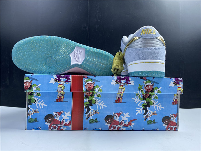 NK SB Dunk Low Sean Cliver DC9936-100