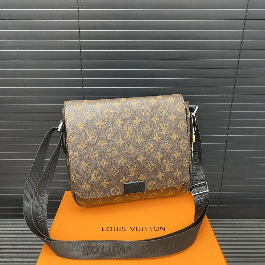 【Louis Vuitton】☆Printed Flap | Classic and perfect for any style♪ Get yours now!