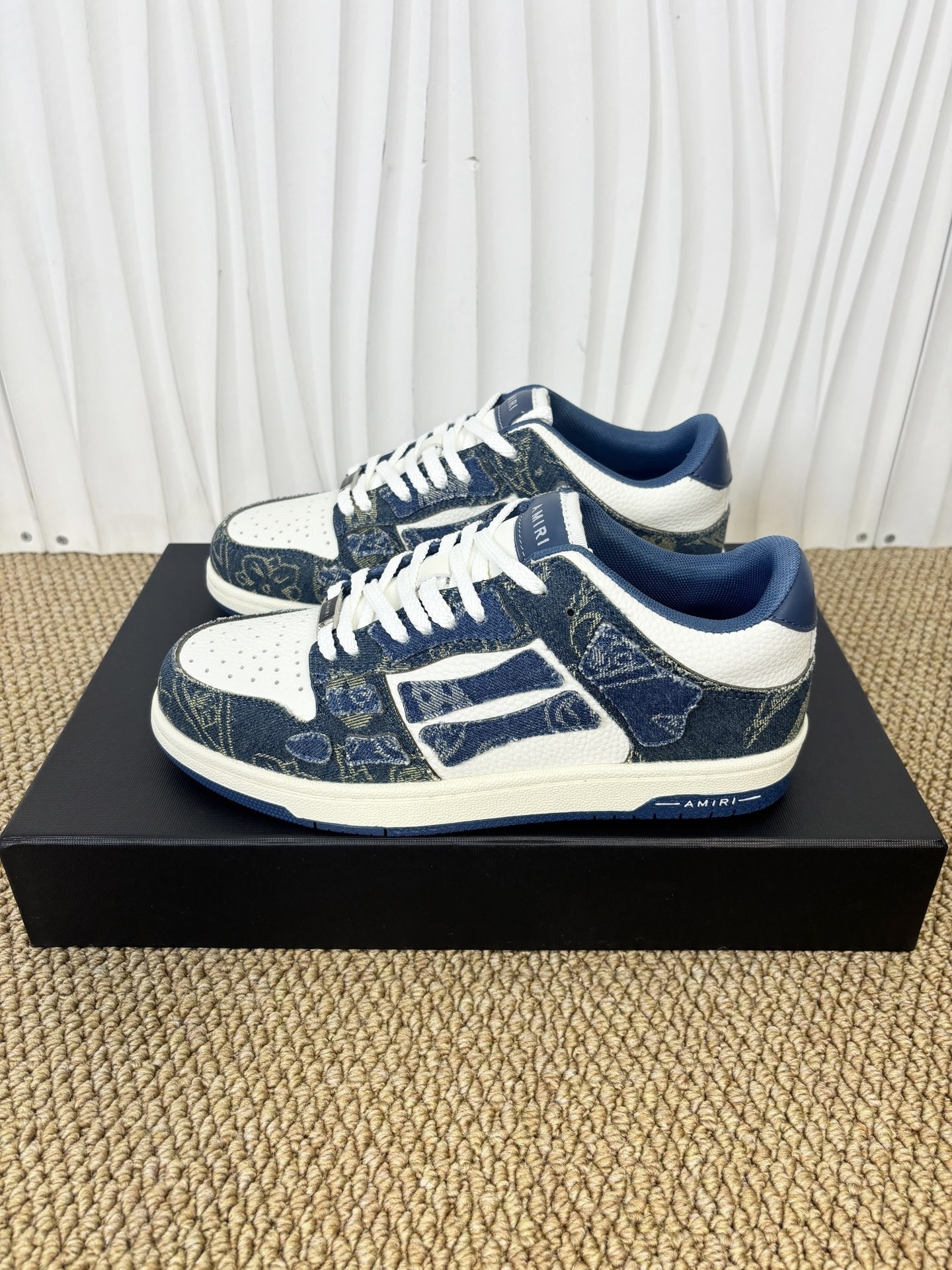 AMRI Sneakers