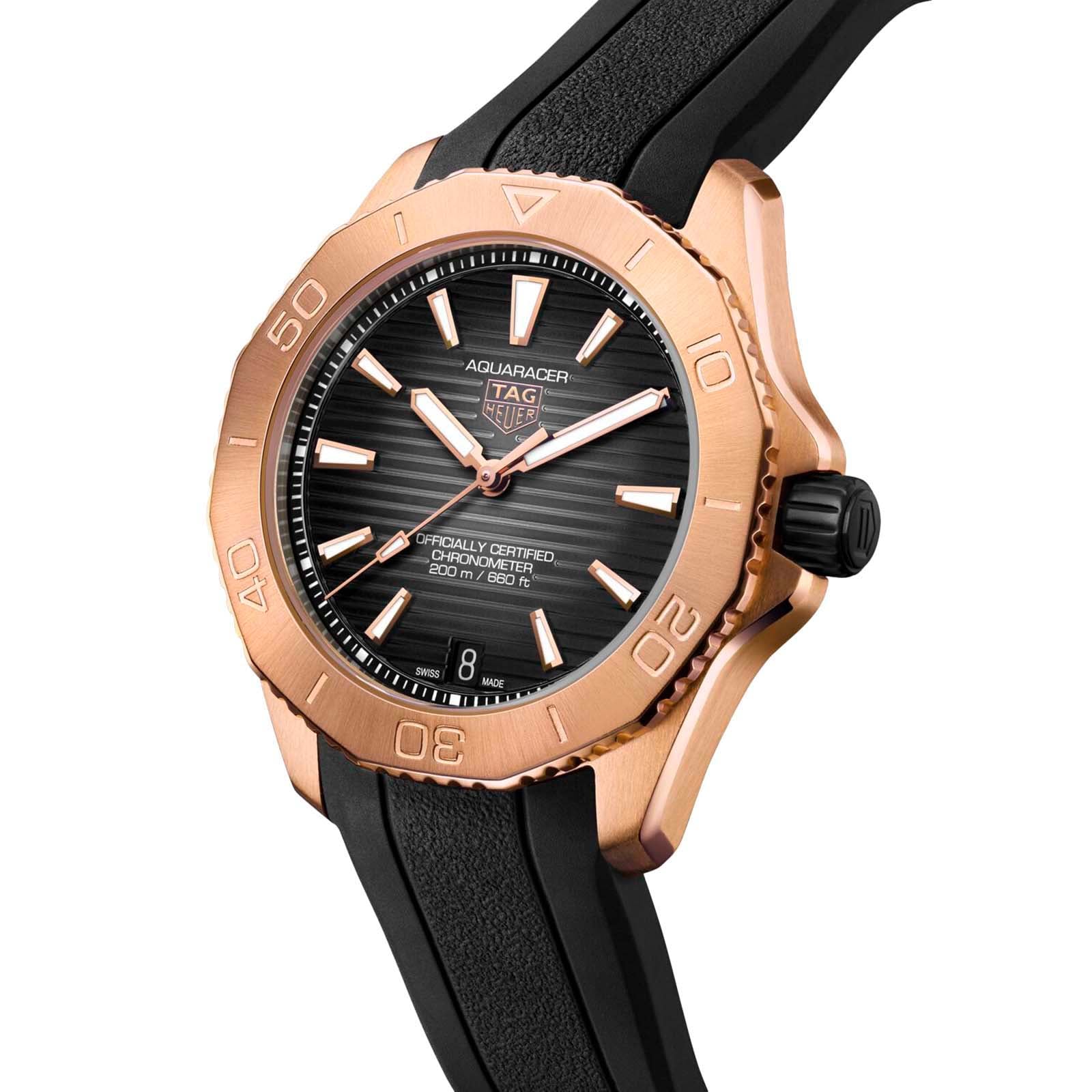 TAG Heuer Aquaracer Professional 200